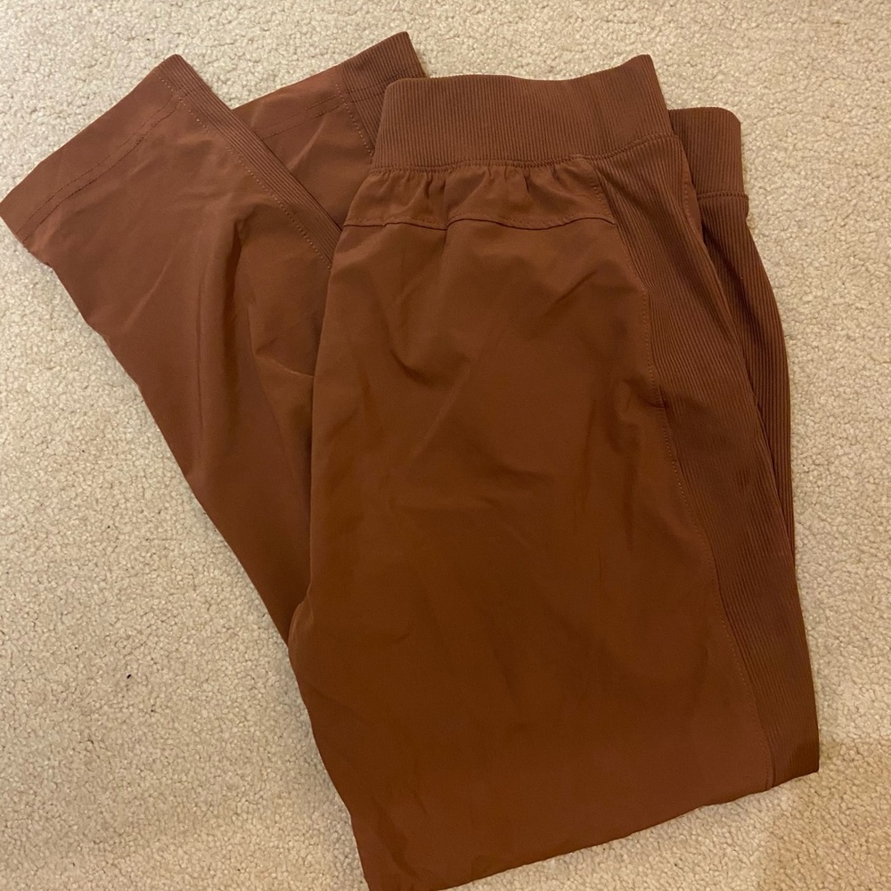 cute apana joggers!